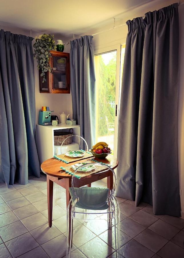 Bed and Breakfast Le Pinette Ameglia Exterior foto