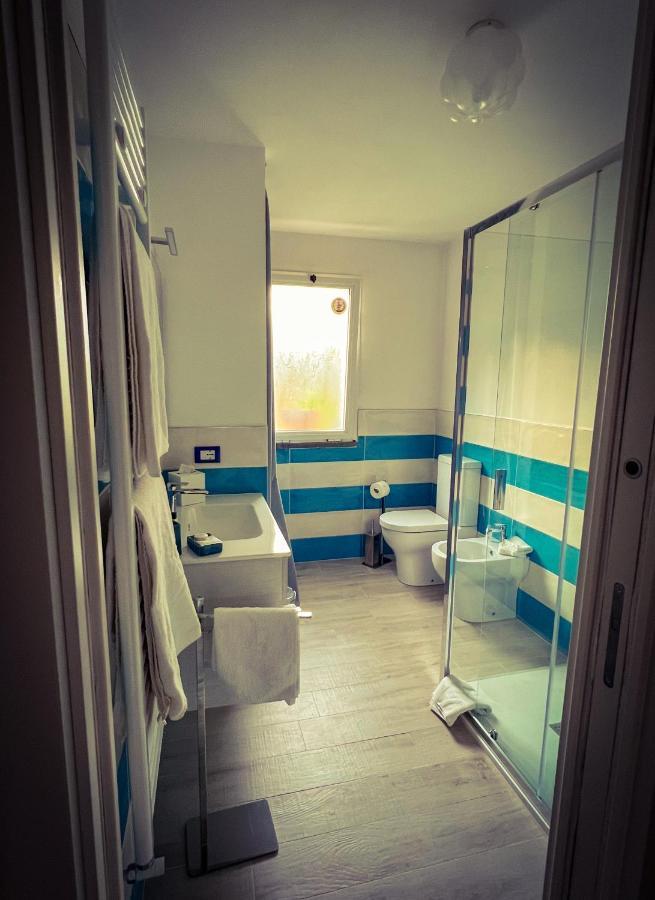 Bed and Breakfast Le Pinette Ameglia Exterior foto