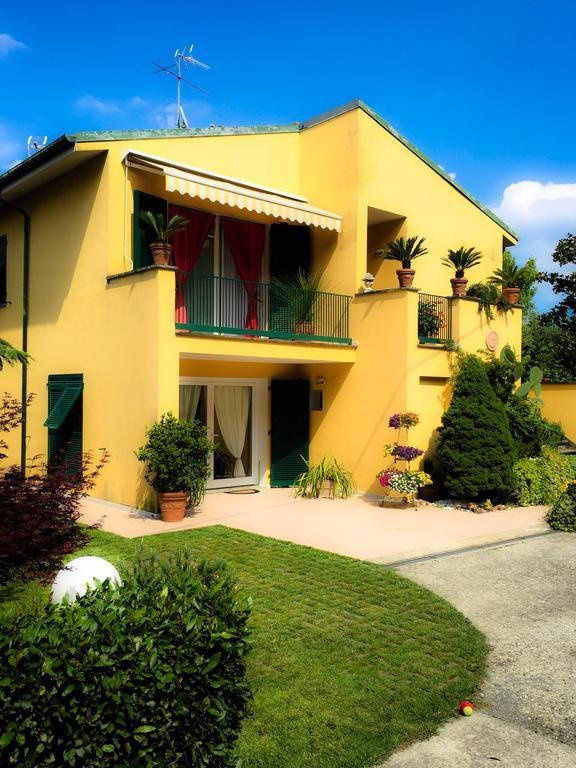 Bed and Breakfast Le Pinette Ameglia Exterior foto