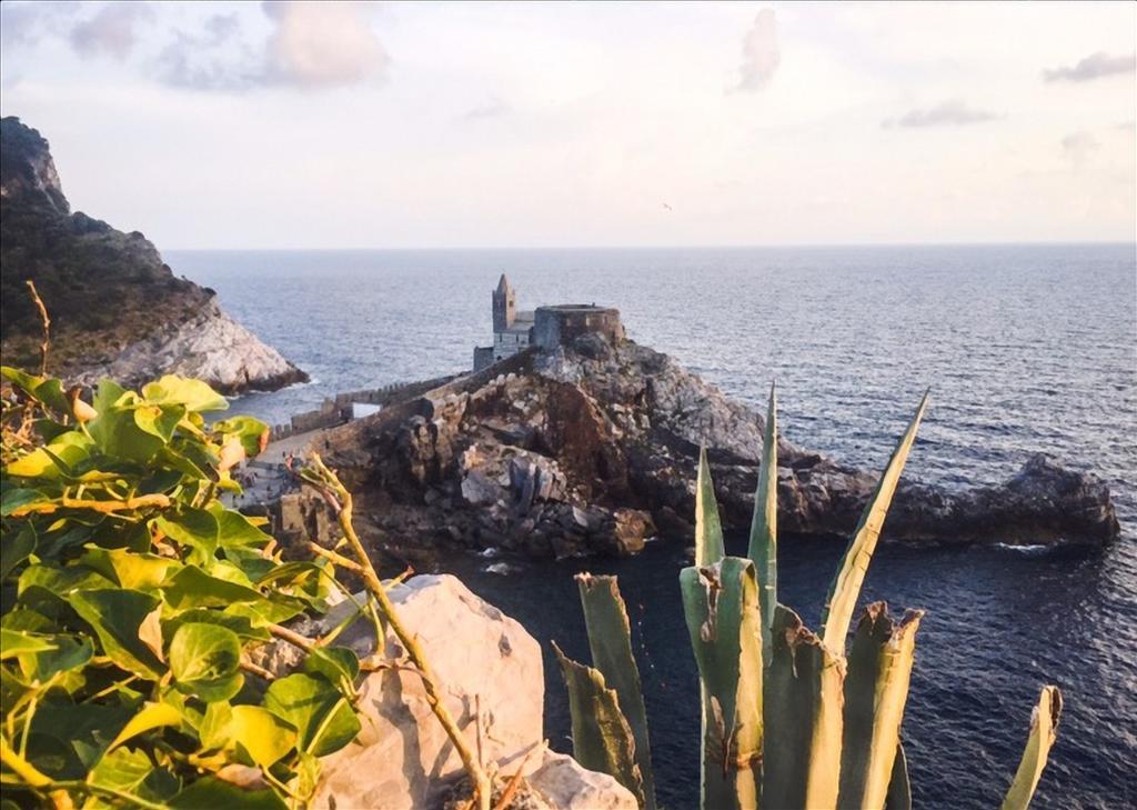 Bed and Breakfast Le Pinette Ameglia Exterior foto