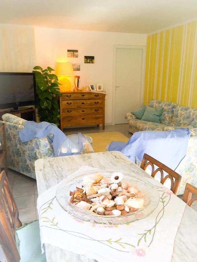 Bed and Breakfast Le Pinette Ameglia Exterior foto