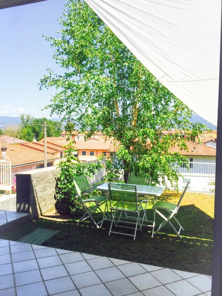 Bed and Breakfast Le Pinette Ameglia Exterior foto